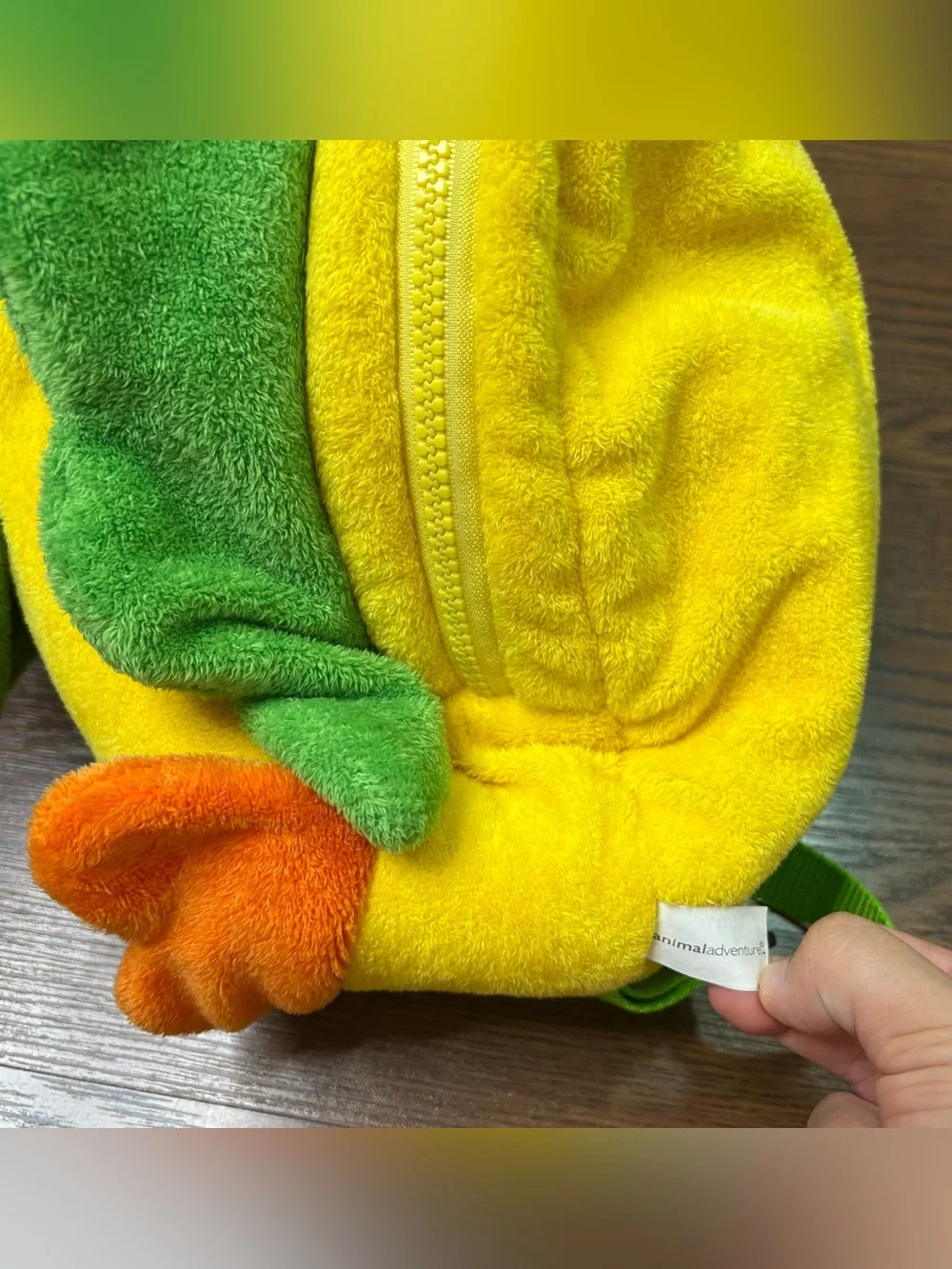 Animal Adventure - Plush, Round Yellow fish backpack